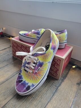 BNIB Vans Authentic Tie-Dye Low Top Sneakers - Yellow/Purple (W8/M6.5)